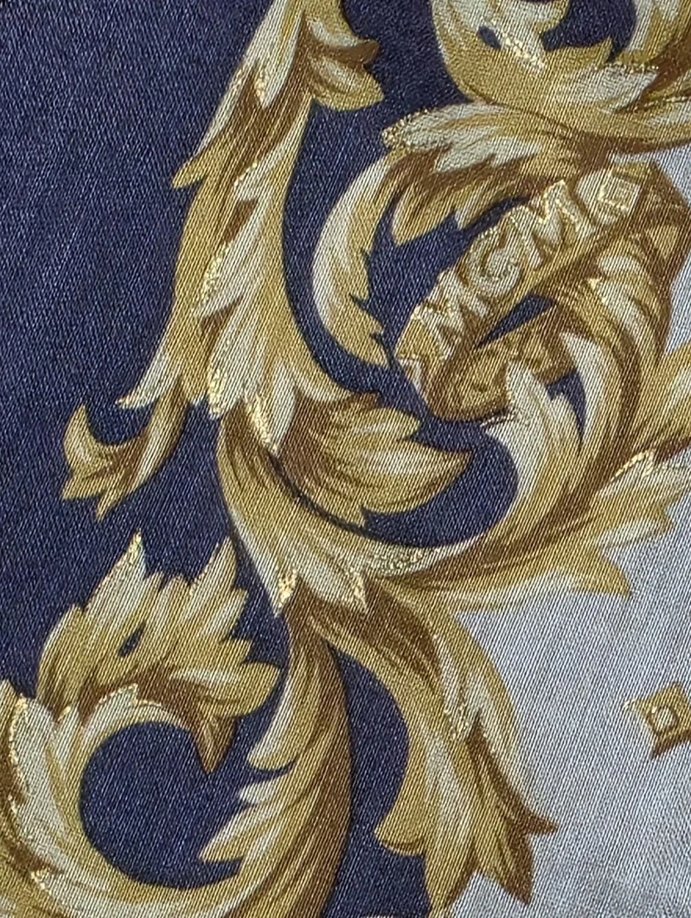 MCM SCARF